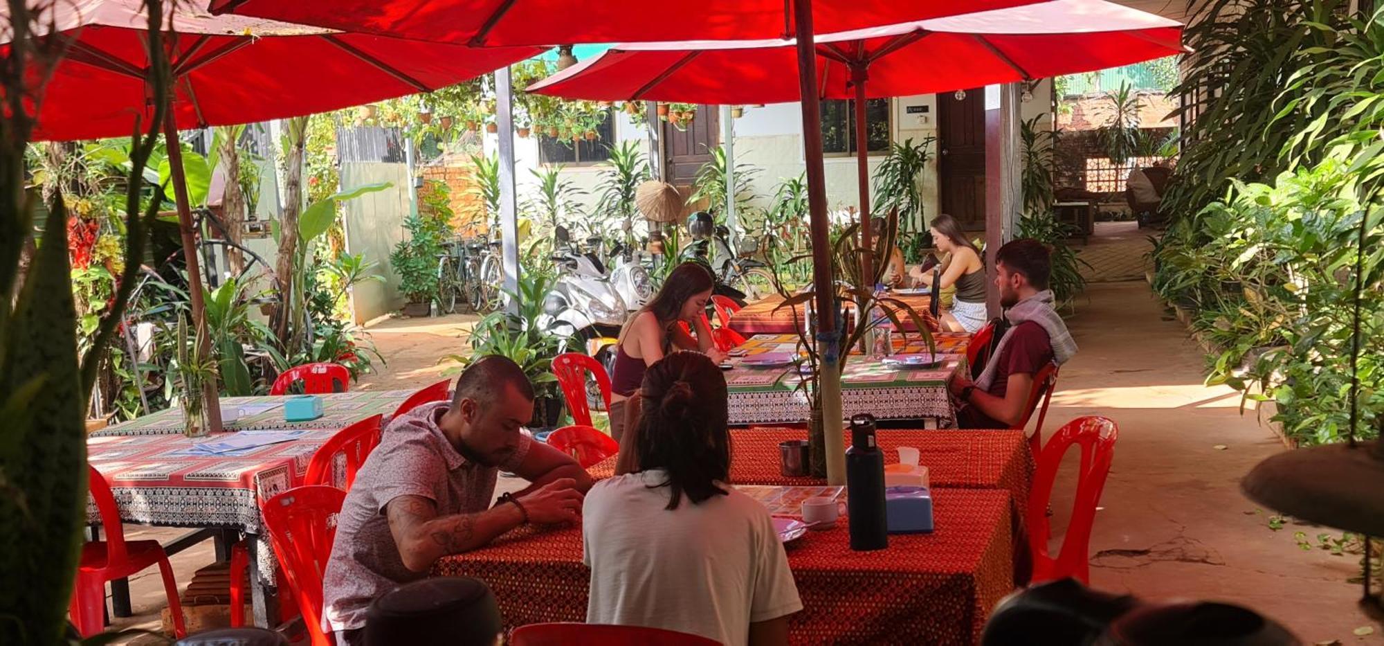 Relax Resort Angkor Villa Сиемрип Экстерьер фото