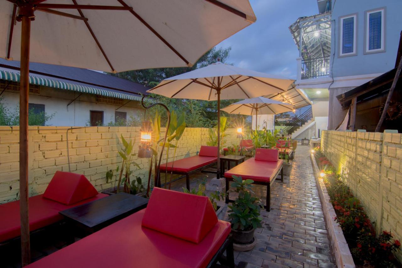 Relax Resort Angkor Villa Сиемрип Экстерьер фото